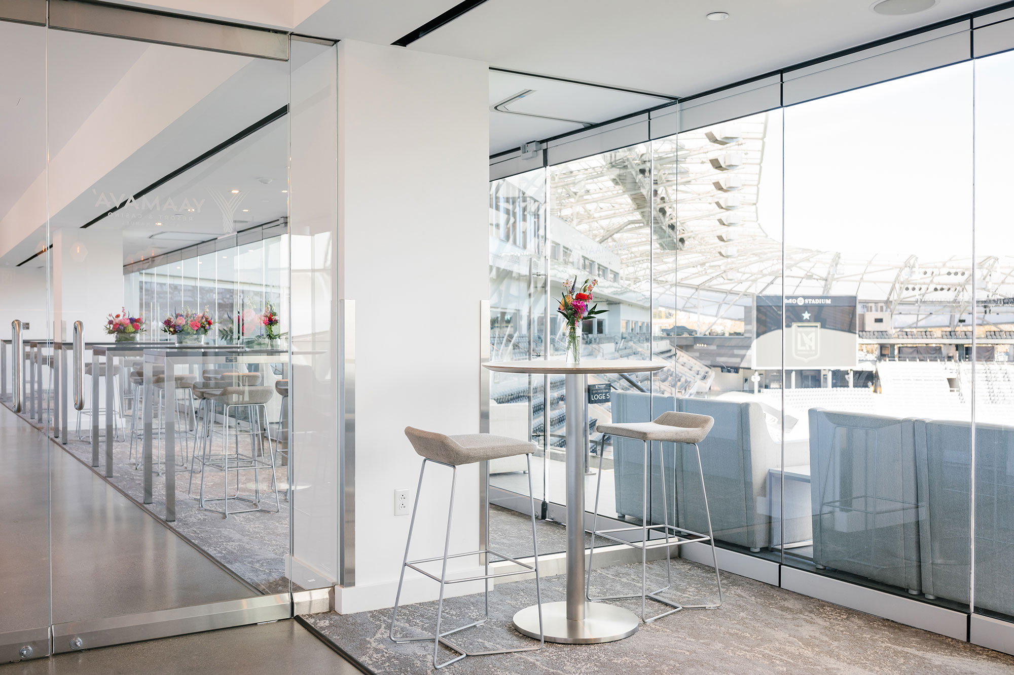 City Loge _ 2